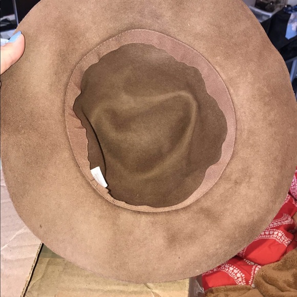 Hat - Picture 3 of 3